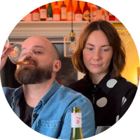 Sara & Axel, Korkskadade